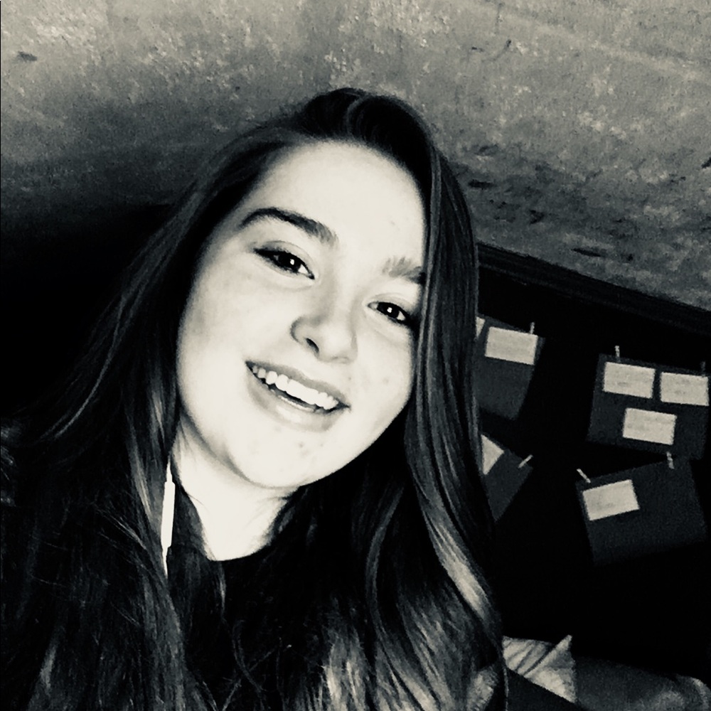 Meet your Posher, Emma